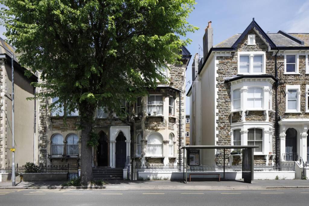 2 Bedrooms Close To The Beach With Garden And Own Entrance ! Brighton Exterior foto