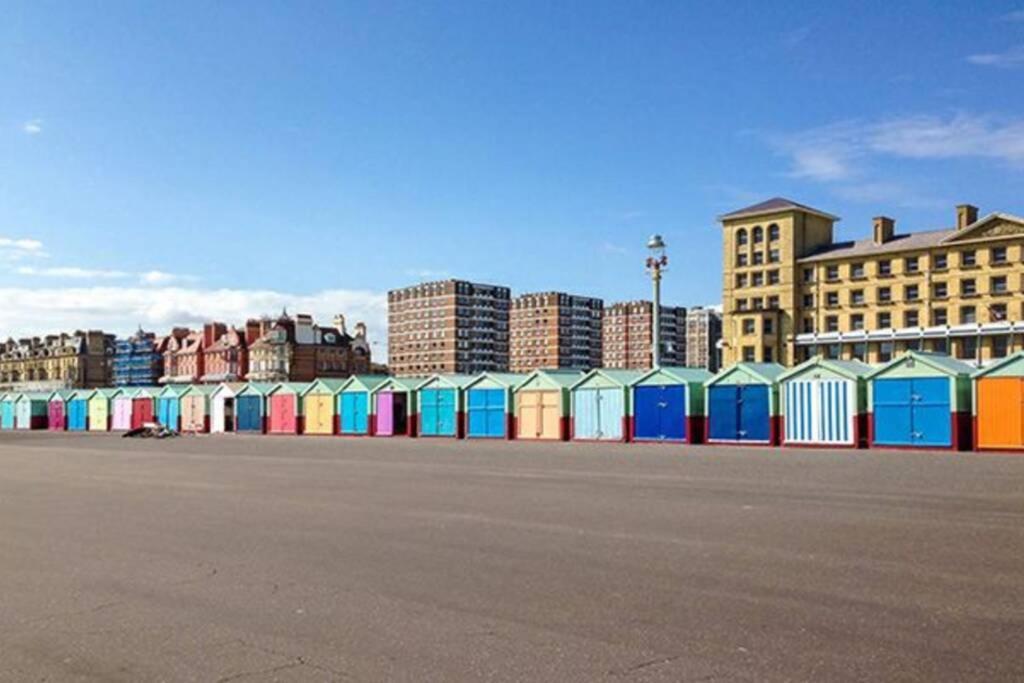 2 Bedrooms Close To The Beach With Garden And Own Entrance ! Brighton Exterior foto